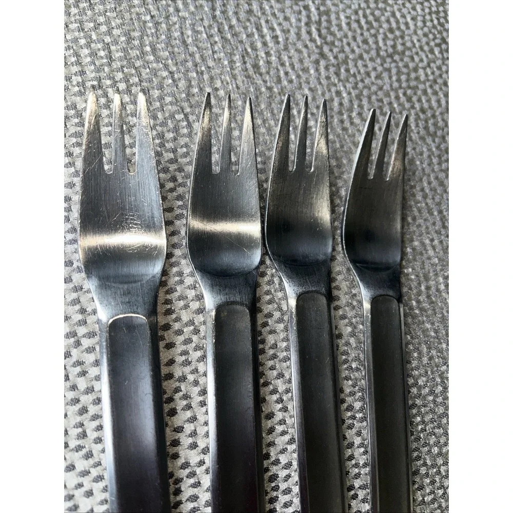 Ikea‎ POEM Satin Dinner Forks 8 1/8